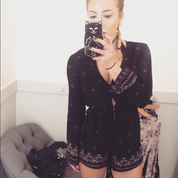 Kendall & Kylie Romper (S) - Picture 1 of 4